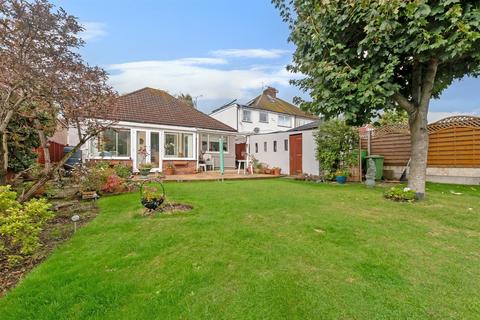 2 bedroom detached bungalow for sale, Buckingham Avenue, Welling, Kent