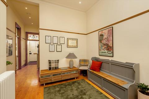 68 Strathearn Road, Edinburgh, EH9 2AF