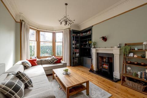 68 Strathearn Road, Edinburgh, EH9 2AF