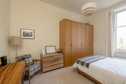 68 Strathearn Road, Edinburgh, EH9 2AF