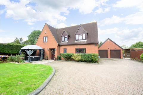 4 bedroom detached house for sale, Cherrydowns, Ross-on-Wye