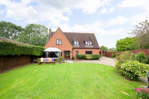 4 bedroom detached house for sale, Cherrydowns, Ross-on-Wye