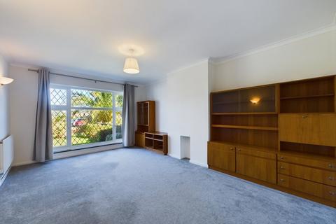 11 Capel Close, Kingsgate, Broadstairs, CT10 3LR