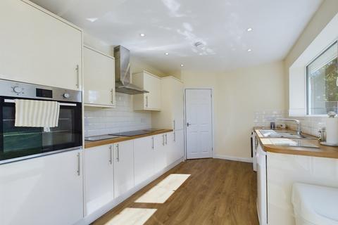 11 Capel Close, Kingsgate, Broadstairs, CT10 3LR