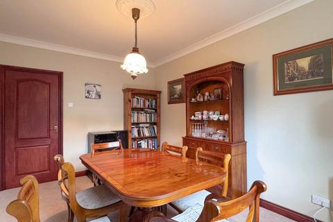 1 Pen Y Bryn, Llangammarch Wells, LD4 4BW