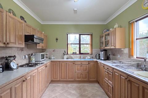 1 Pen Y Bryn, Llangammarch Wells, LD4 4BW