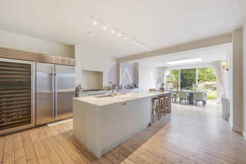 4 bedroom semi-detached house to rent, Sidmouth Road, Brondesbury Park, London, NW2