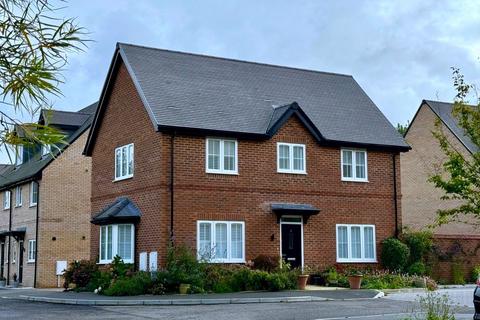 3 bedroom detached house for sale, Cooper Croft, Arlesey, SG15