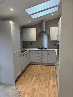 2 bedroom park home for sale, Ruthin, Wales, LL15