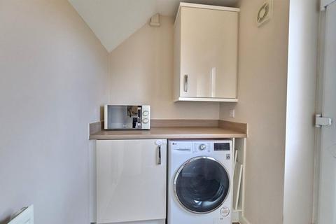 1 Amber Way, Burbage, Hinckley, LE10 2LN