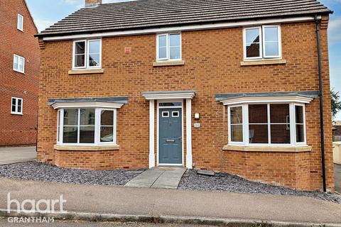 4 bedroom detached house for sale, Kedleston Road, Grantham