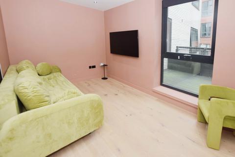 2 bedroom flat to rent, Icon 25, 101 High Street, Northern Quarter, M4