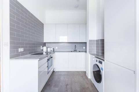 1 bedroom flat to rent, Navarino Road, London Fields, London, E8