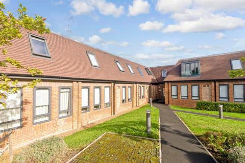 1 bedroom ground floor flat for sale, North Ash Road, New Ash Green, Longfield, Kent