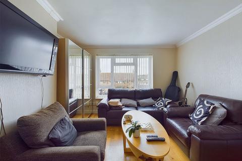 2 bedroom flat for sale, Horton Road, Brighton, BN1 7EH