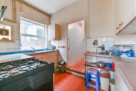 18 Heathview Road, Thornton Heath, CR7 7PL