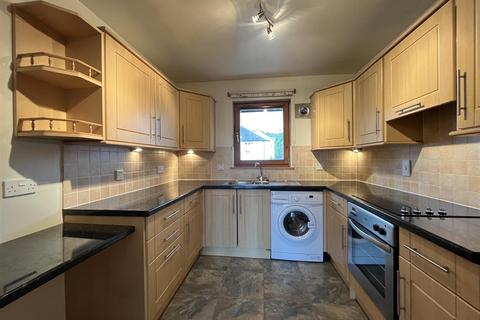 2 bedroom flat to rent, Cromlix Road, Perth