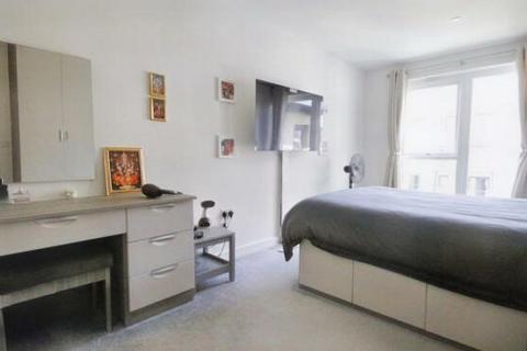 2 bedroom flat to rent, 31 Westmorland Road, Greater London NW9