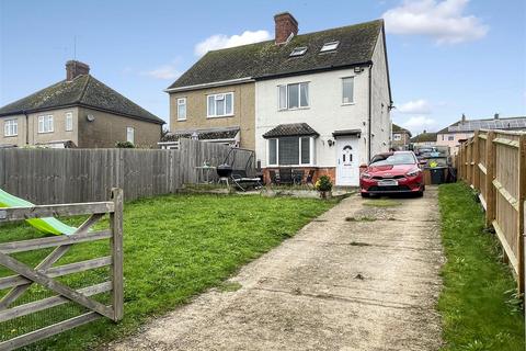 2 bedroom semi-detached house for sale, Highland View, Salisbury SP2