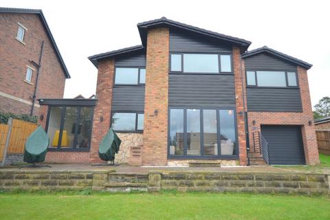 5 bedroom detached house for sale, Dunbottle Close, Mirfield, West Yorkshire, WF14