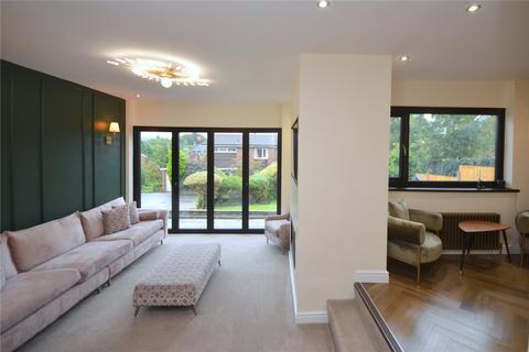 5 bedroom detached house for sale, Dunbottle Close, Mirfield, West Yorkshire, WF14