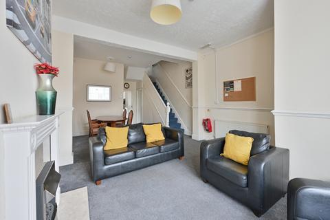 4 bedroom flat for sale, Waterloo Road, Ashton-on-Ribble PR2