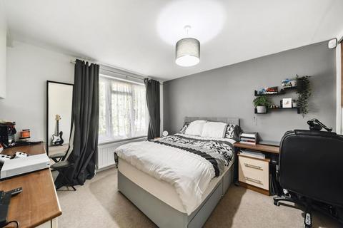 4 bedroom detached house for sale, Frimley,  Camberley,  Surrey,  GU16