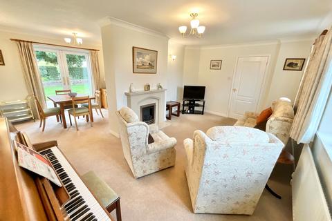 3 bedroom detached house for sale, Calveley Close, Yarnfield, ST15