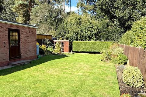 2 bedroom detached bungalow for sale, Brookside Crescent, Cuffley