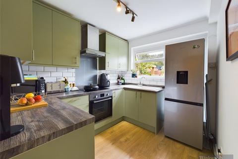 2 bedroom apartment for sale, Walmers Court, Surbiton KT5