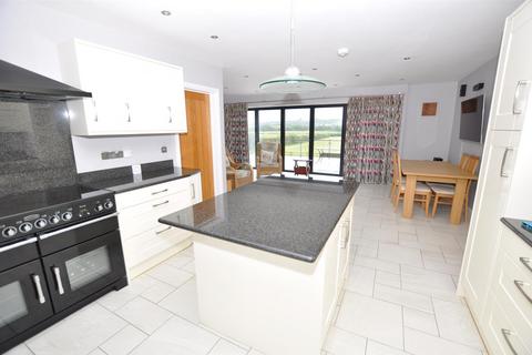 3 bedroom house for sale, Llangynog, Carmarthen