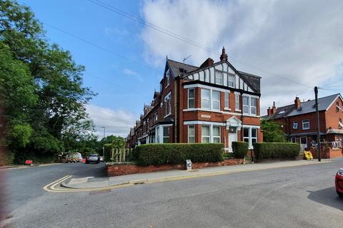 10 bedroom terraced house to rent, Delph Lane, Leeds, West Yorkshire, LS6