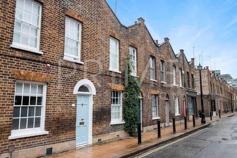 3 bedroom terraced house to rent, Roupell Street, Waterloo, London