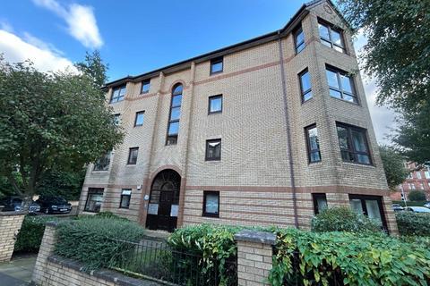 2 bedroom flat to rent, Onslow Drive, Dennistoun, Glasgow, G31