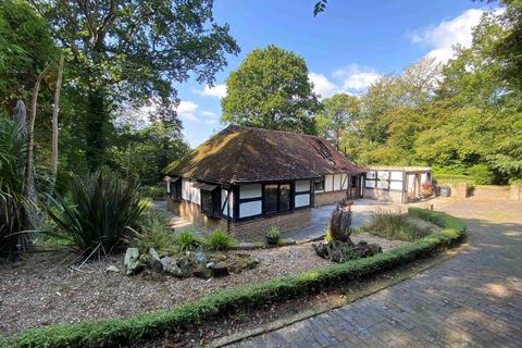Tudor Cottage Back Lane, Cross In Hand, Heathfield, TN21 0QG