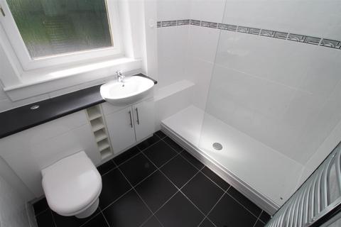 2 bedroom flat to rent, Regent Street, Greenock