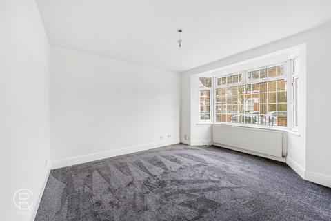 3 bedroom end of terrace house for sale, Cowper Road, London, W7