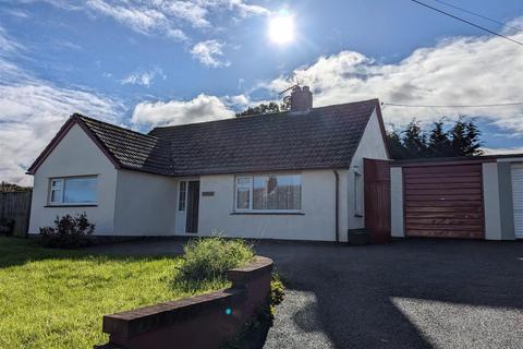 3 bedroom bungalow to rent, Hemyock Road, Culmstock EX15