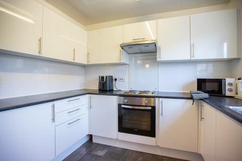 2 bedroom flat for sale, Longdales Court, Falkirk FK2