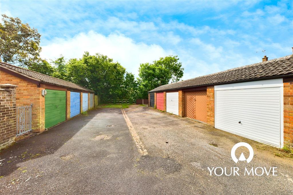 En-Bloc Garage