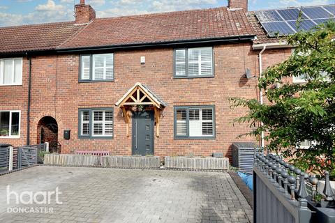 24 Fourth Avenue, Woodlands, Doncaster, DN6 7QA