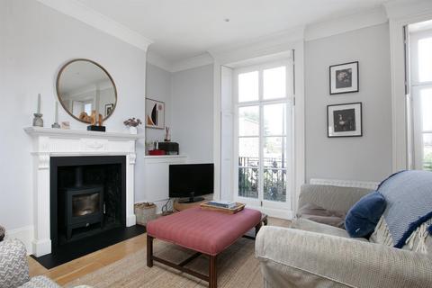 2 bedroom flat for sale, Camberwell New Road, Camberwell, SE5