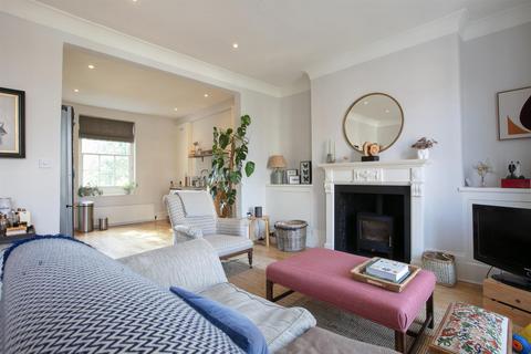 2 bedroom flat for sale, Camberwell New Road, Camberwell, SE5