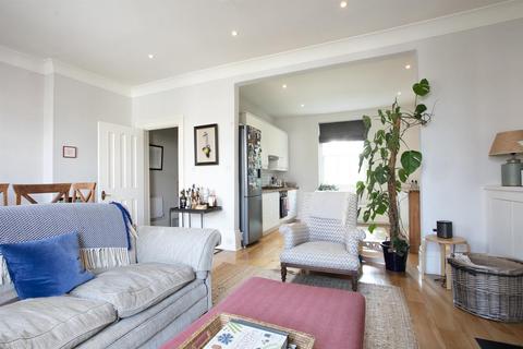 228b Camberwell New Road, London, SE5 0RR