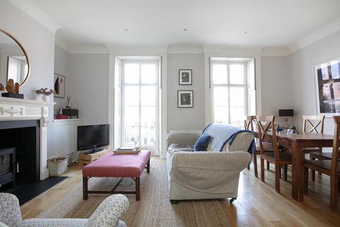 228b Camberwell New Road, London, SE5 0RR