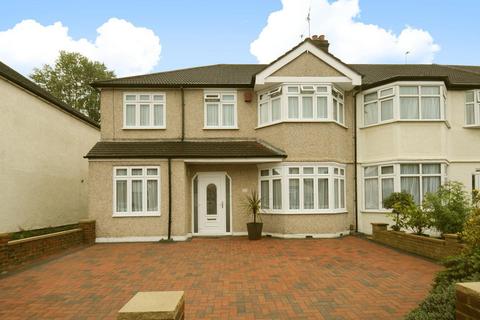 44 Glenthorpe Road, Morden, SM4 4JW