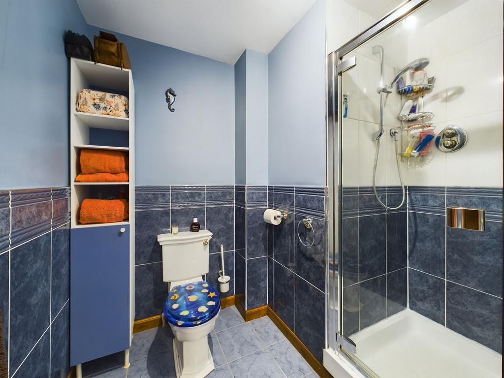 Master En-suite