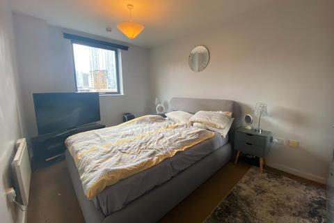 2 bedroom apartment to rent, City Point, 156 Chapel Street, Salford