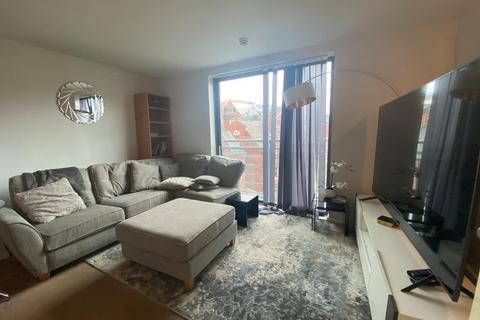 2 bedroom apartment to rent, City Point, 156 Chapel Street, Salford