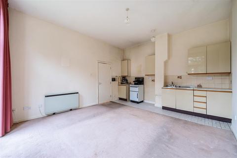 1 bedroom apartment for sale, Surbiton Hill Park, Surbiton